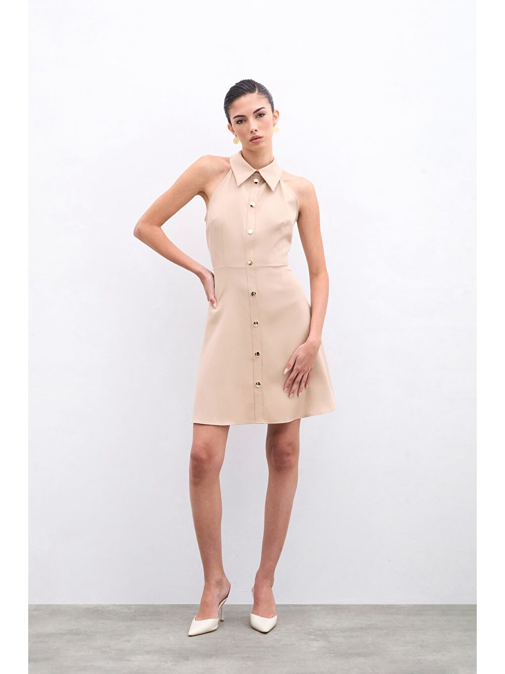 Çıtçıtlı Kısa Elbise - Bej-2