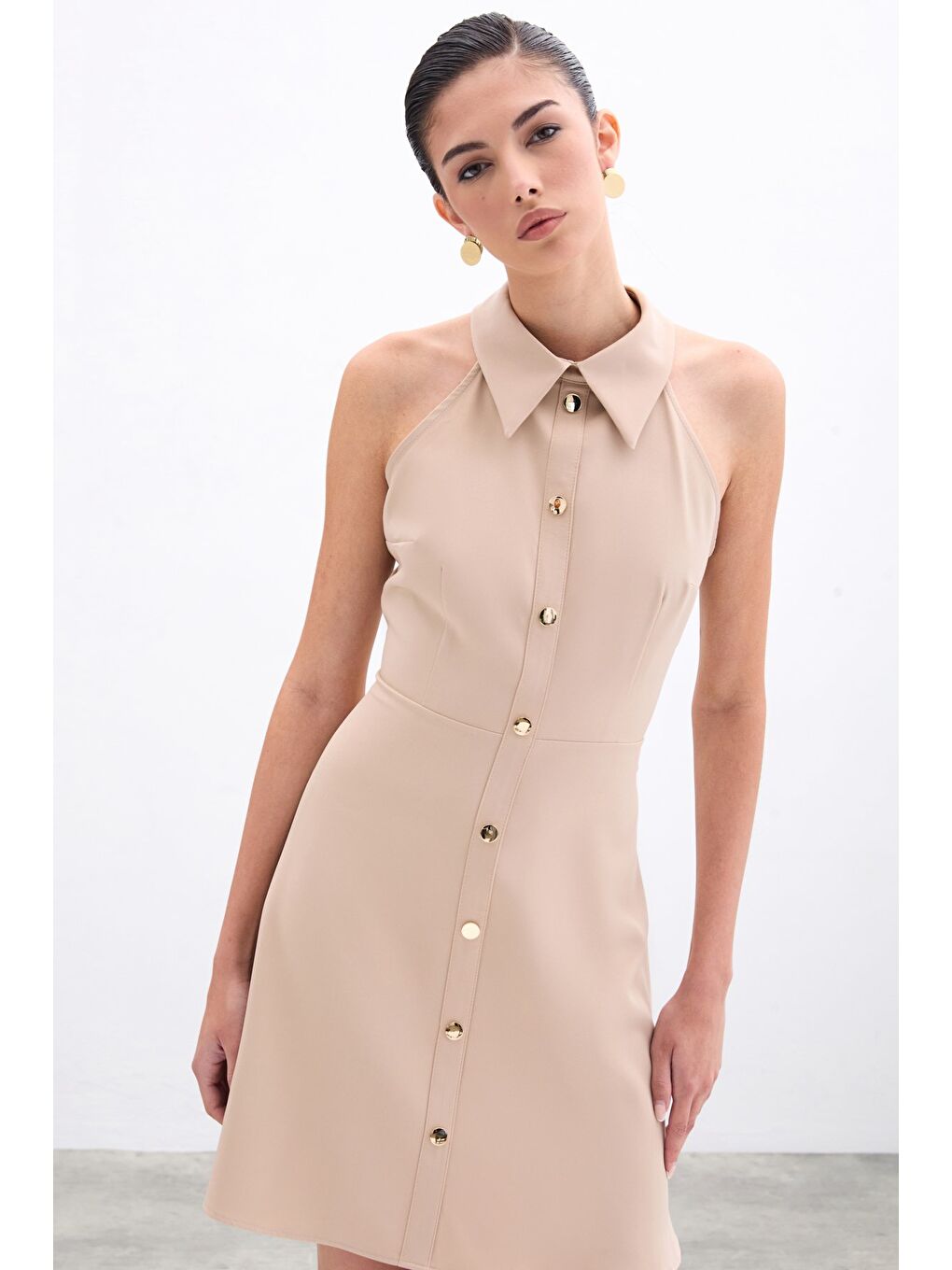 Çıtçıtlı Kısa Elbise - Bej-4