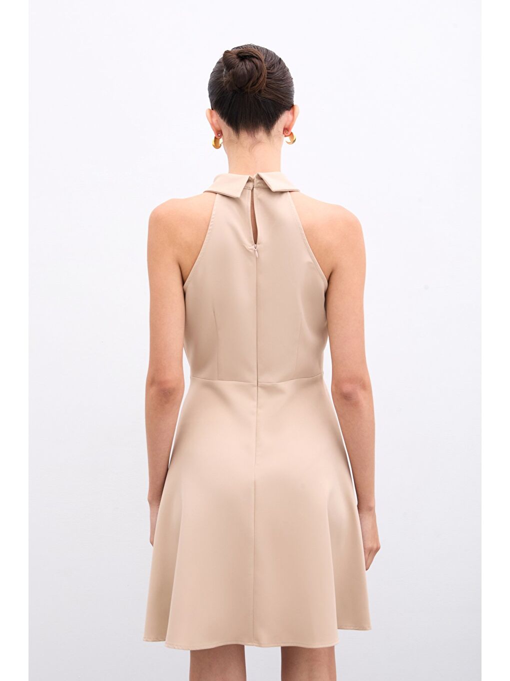 Çıtçıtlı Kısa Elbise - Bej-6