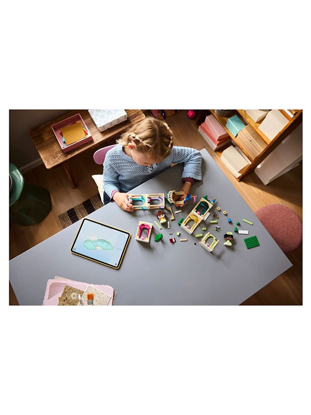 Disney Princess Şato ile Mini Belle ve Tiana 43291-4