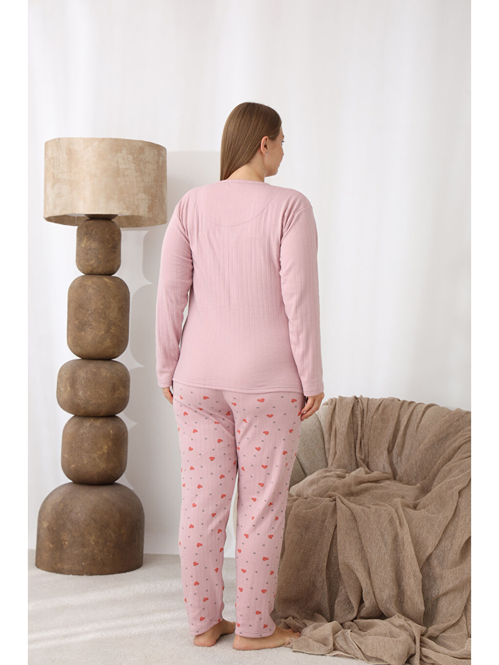 Pembe Şardonlu İnterlok Kumaş Büyük Beden Kışlık Kadın Pijama Takımı 1160-4