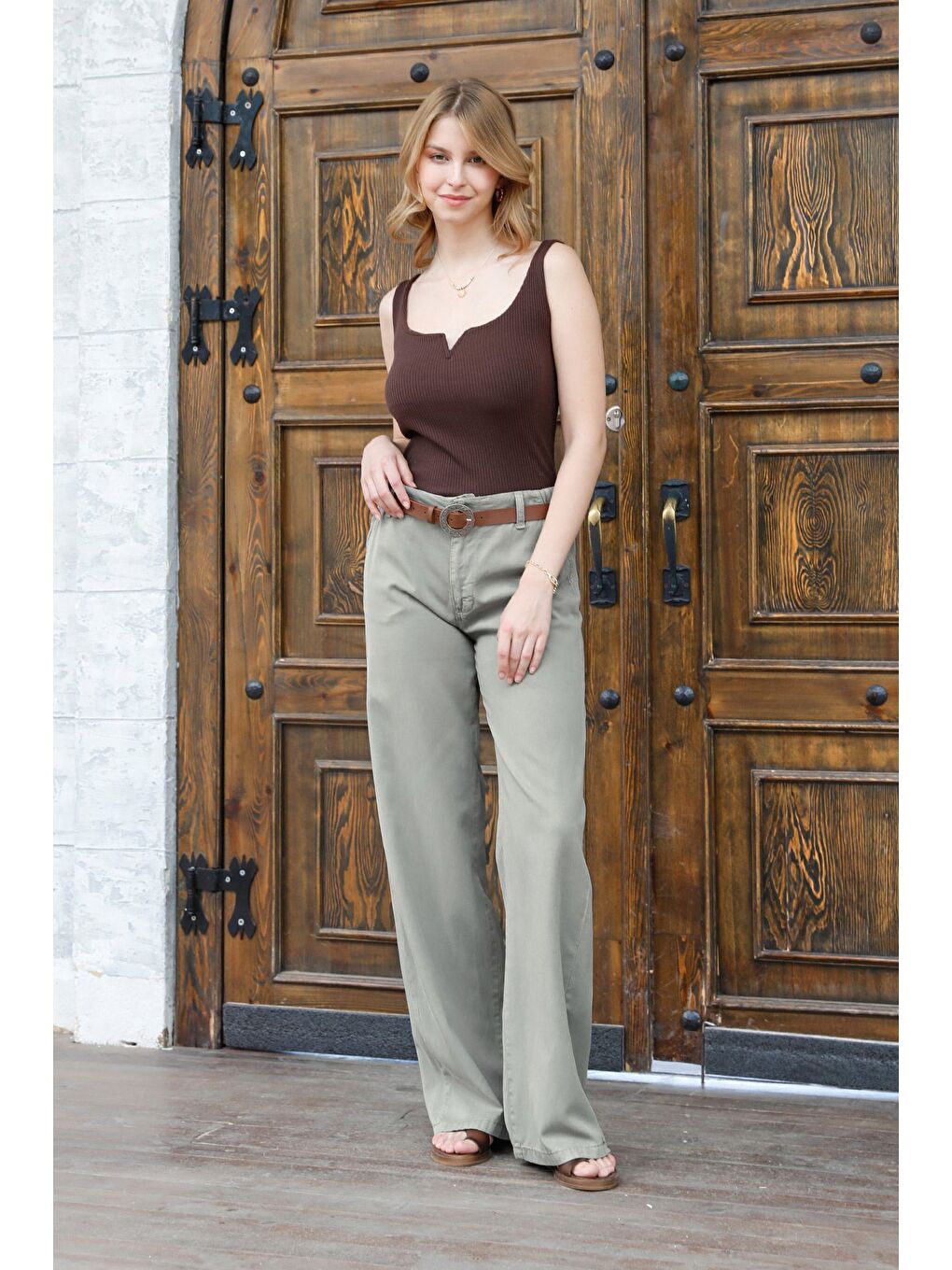 Haki Beli Lastikli Düğmeli Lyocell Kumaş Pantolon