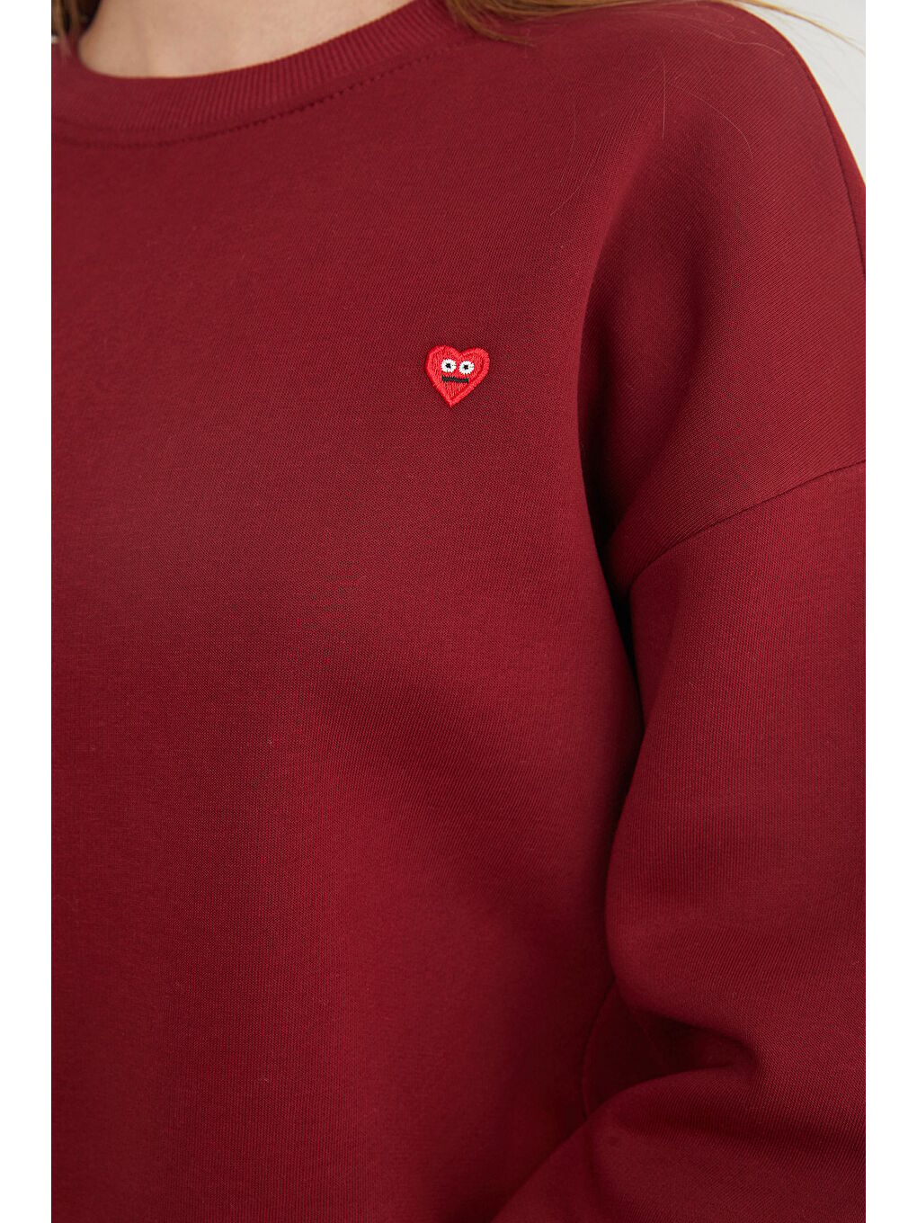 Bordo 3 İplik Kalp Nakışlı Bisiklet Yaka Sweatshirt-3
