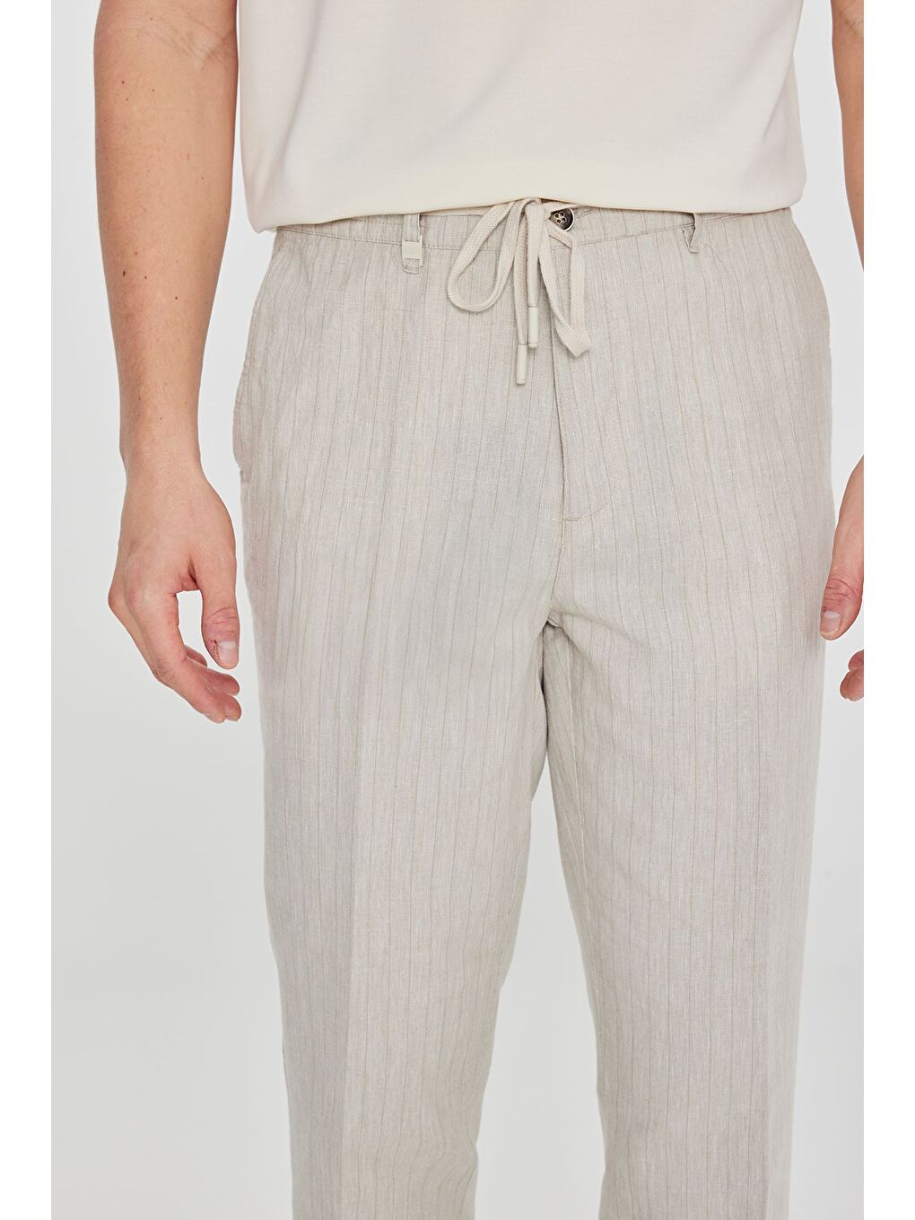 Erkek Bej Pamuklu Keten Slim Fit Dar Kesim Beli Bağlamalı Çizgili Pantolon-3