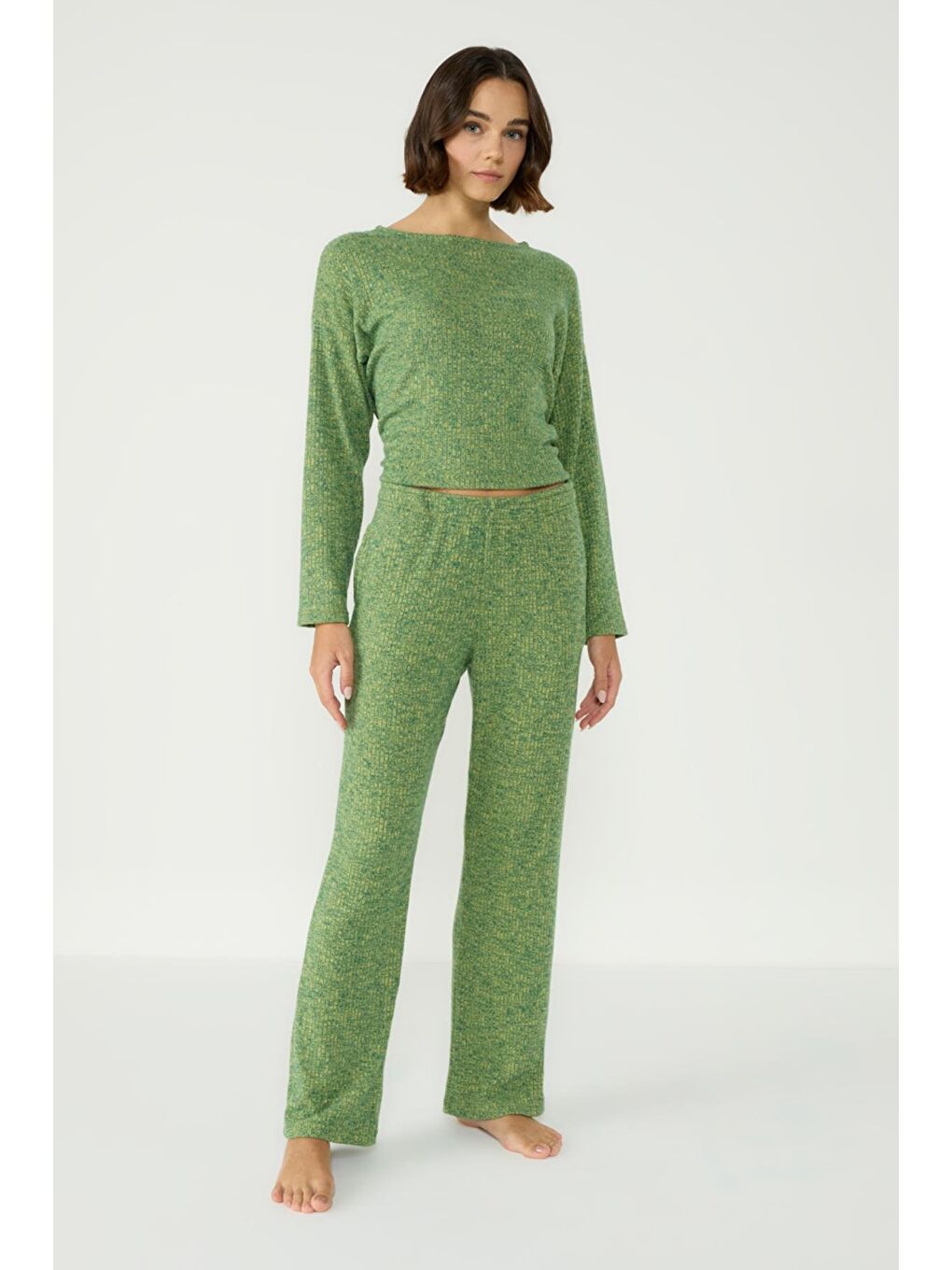 Kaşkorse Kayık Yaka Düşük Omuz Uzun Kol Cepli Bol Pantolon Takım 405048 Haki-1