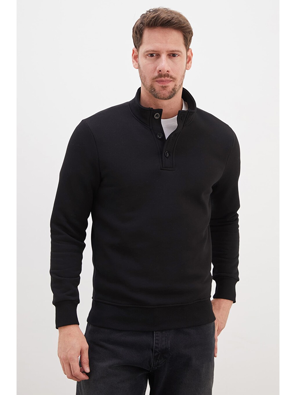Siyah 3 İplik Yarım Düğmeli Dik Yaka Sweatshirt
