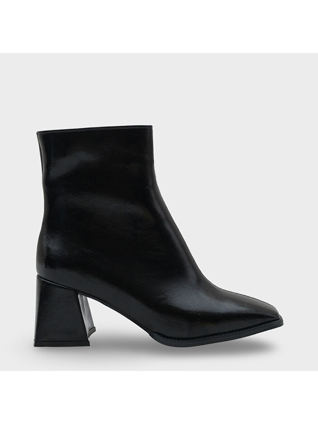 Siyah Celine Kadın bot