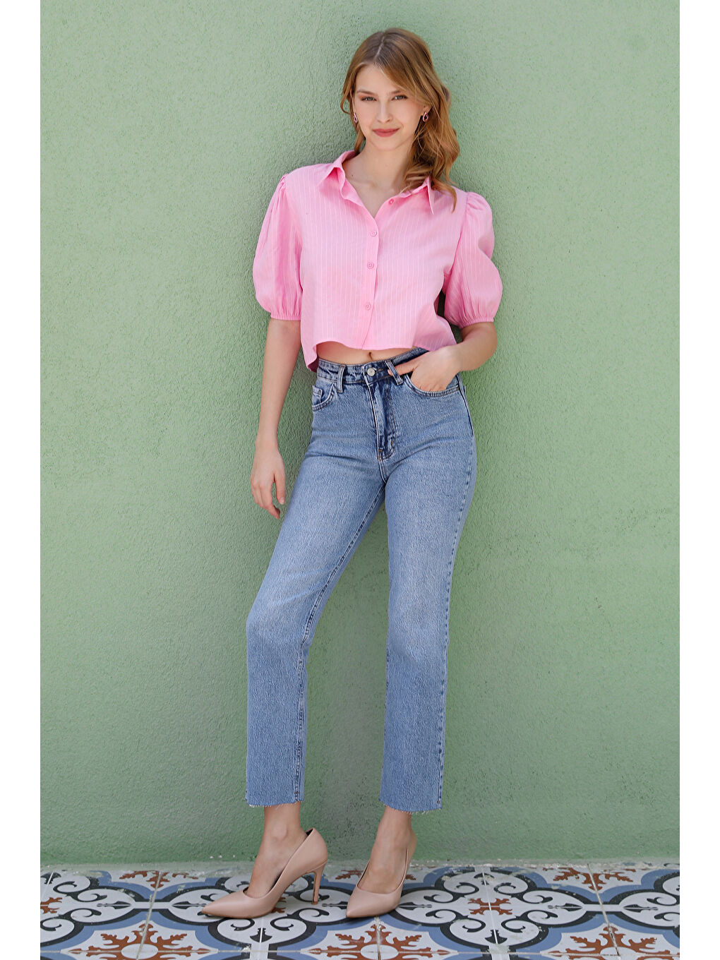 Pembe Çizgili Balon Kol Crop Gömlek-1