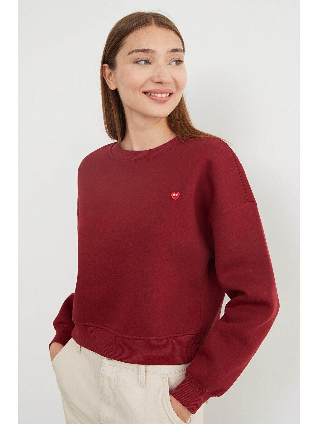 Bordo 3 İplik Kalp Nakışlı Bisiklet Yaka Sweatshirt-4