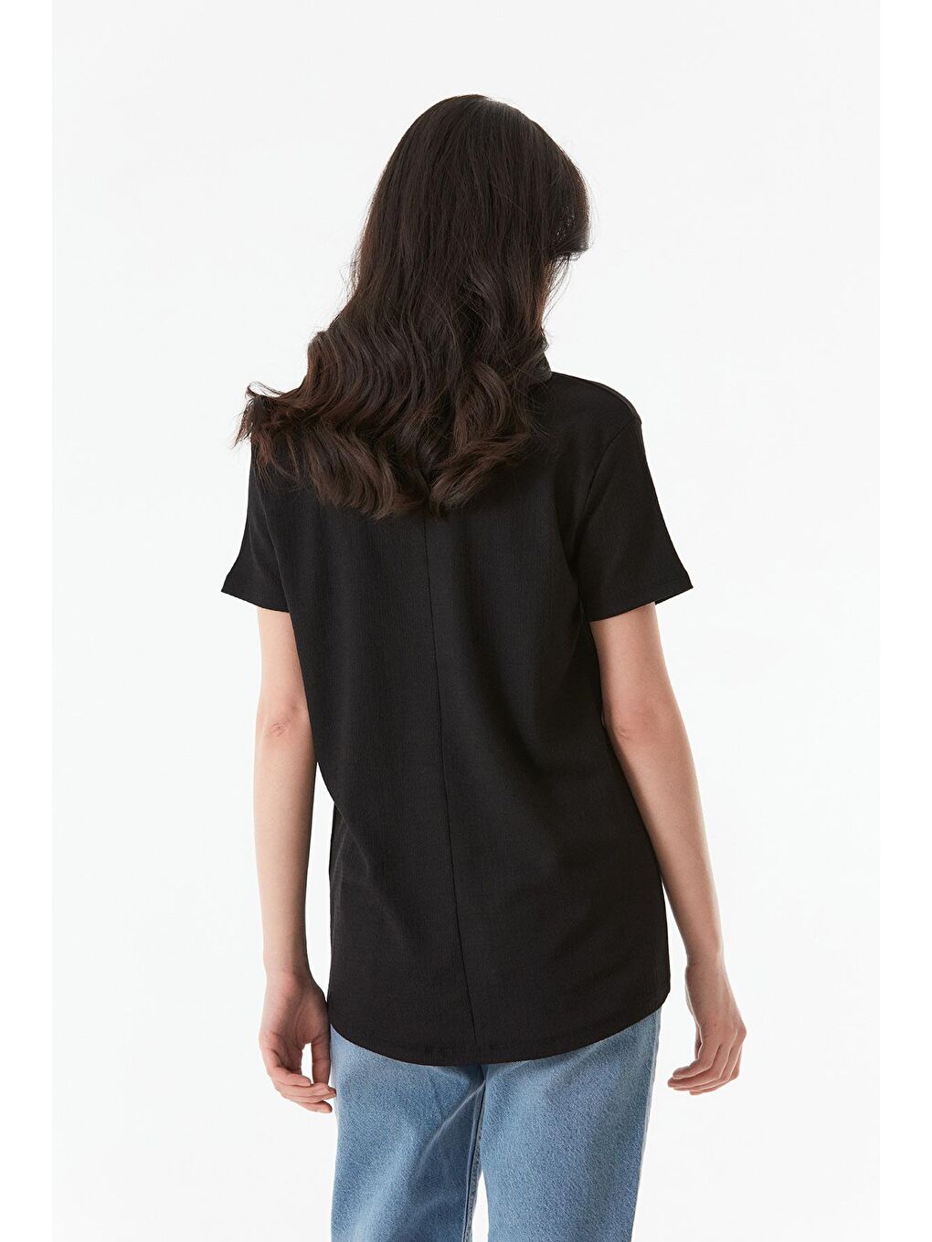 Siyah California Nakışlı Bürümcük Kumaş Oversize Tişört-2