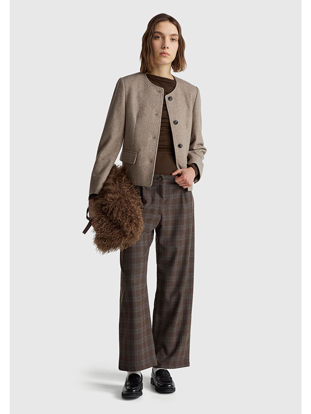 Kadın Koyu Kahverengi Modal Karışımlı Slim Fit Kayık Yaka Uzun Kollu T-Shirt-4