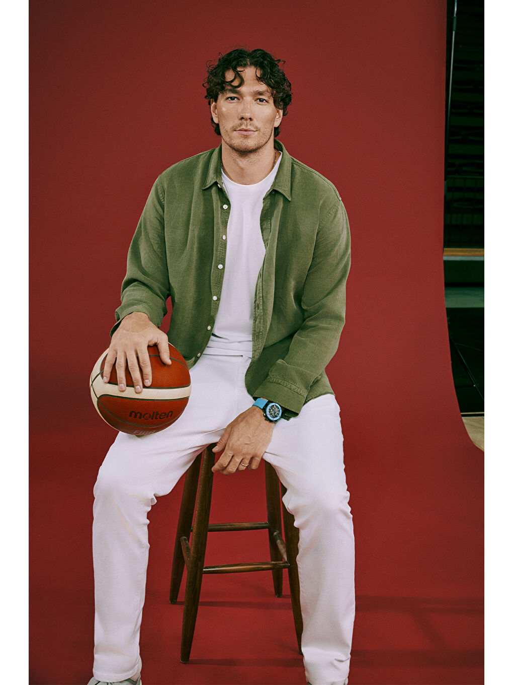 Erkek Haki Keten Comfort Fit Rahat Kesim Gizli Düğmeli Yaka Gömlek