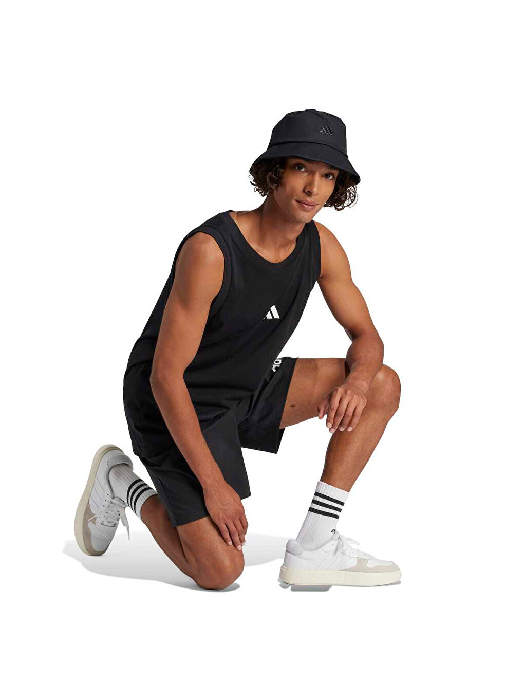 Essentials Small Logo Erkek Siyah Yuvarlak Yaka Atlet-4