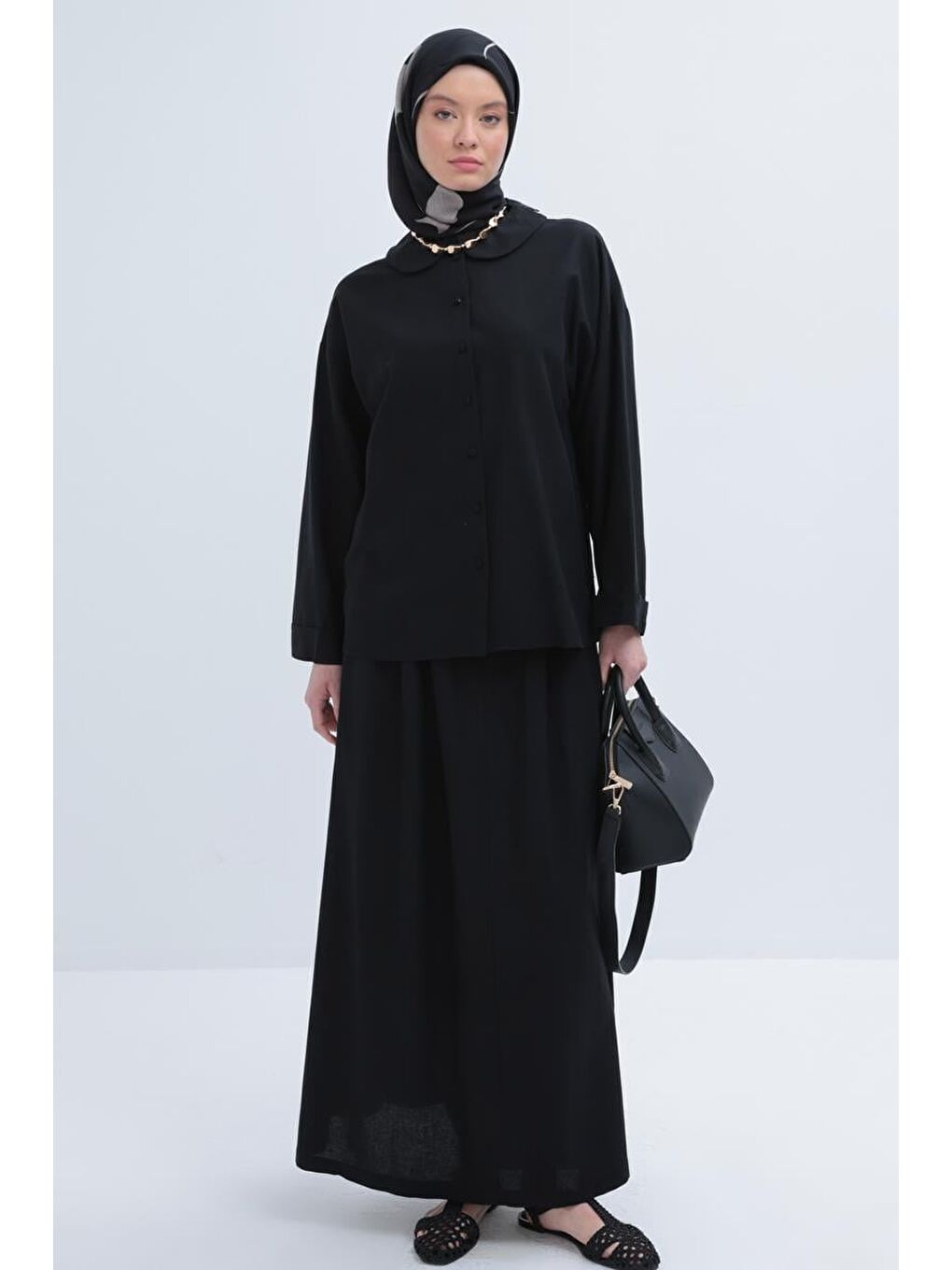 Siyah-Bebe Yakalı Keten Etekli Takım-1