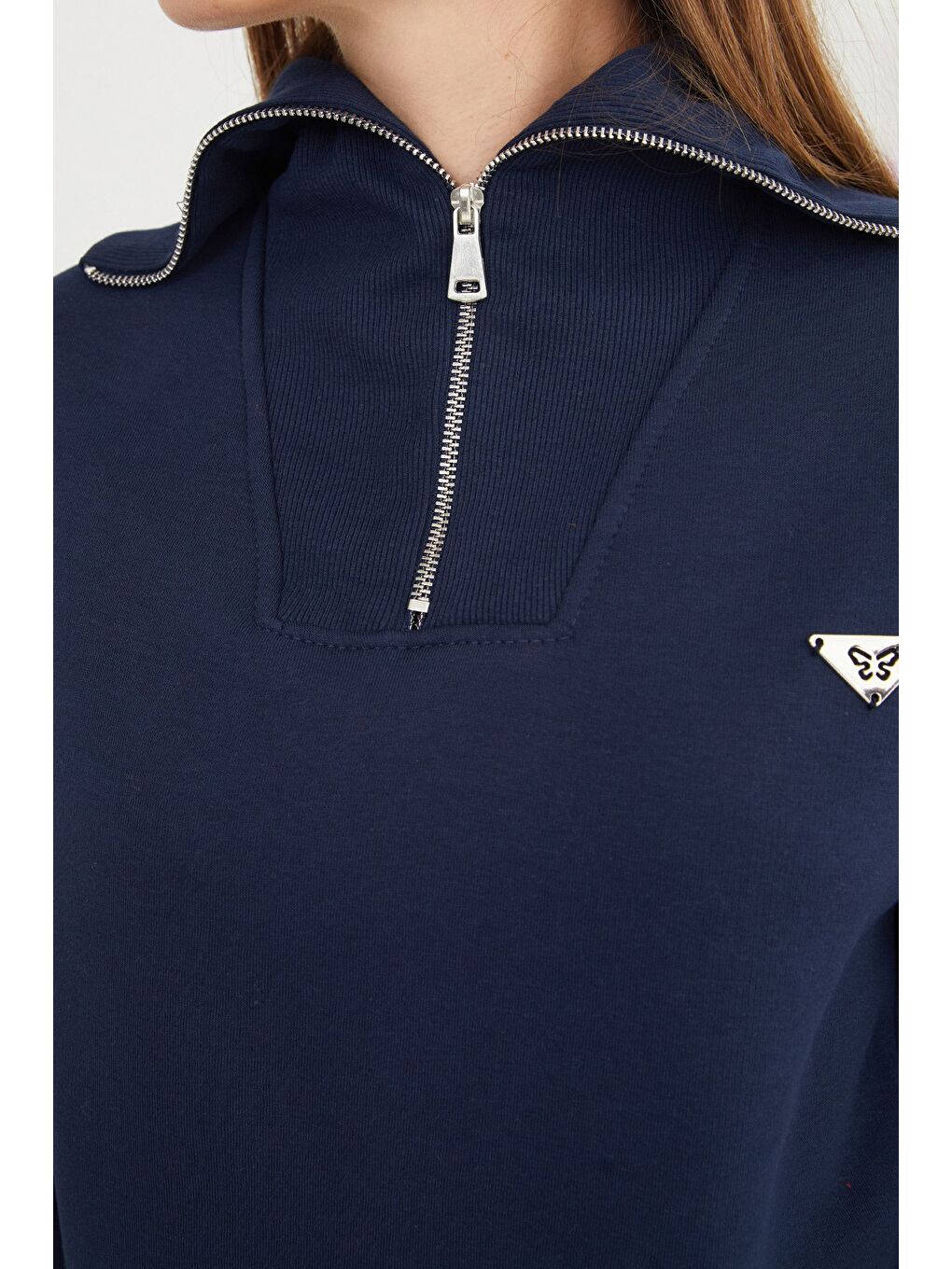 Lacivert 3 İplik Üçgen Metal Armalı Sweatshirt-3