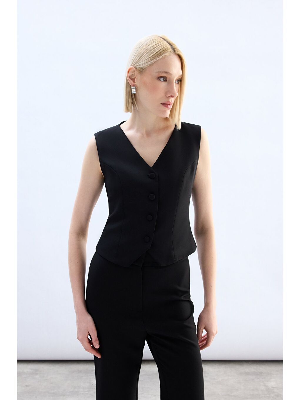 Klasik Kısa Yelek - Siyah-4