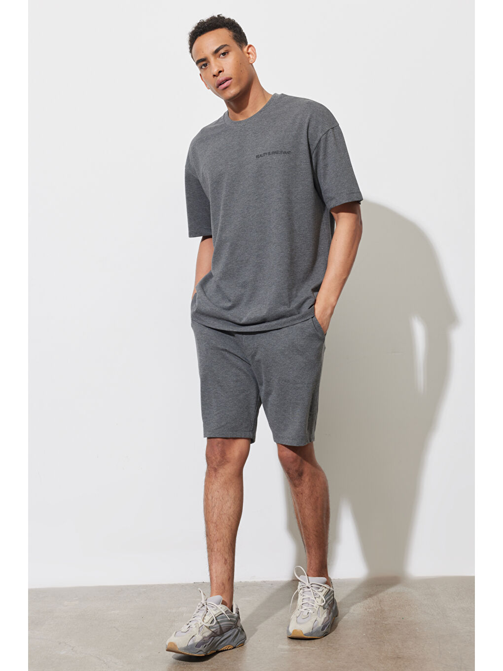 Erkek Antrasit-Melanj Oversize Bol Kesim Bisiklet Yaka Pamuklu Baskılı Tişört-5