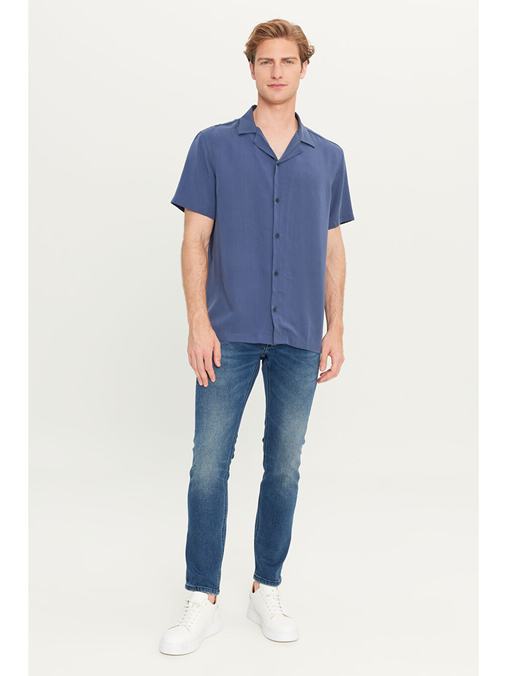 Relaxed Fit Geniş Kesim Yumuşak Dokulu Lacivert Gömlek-2