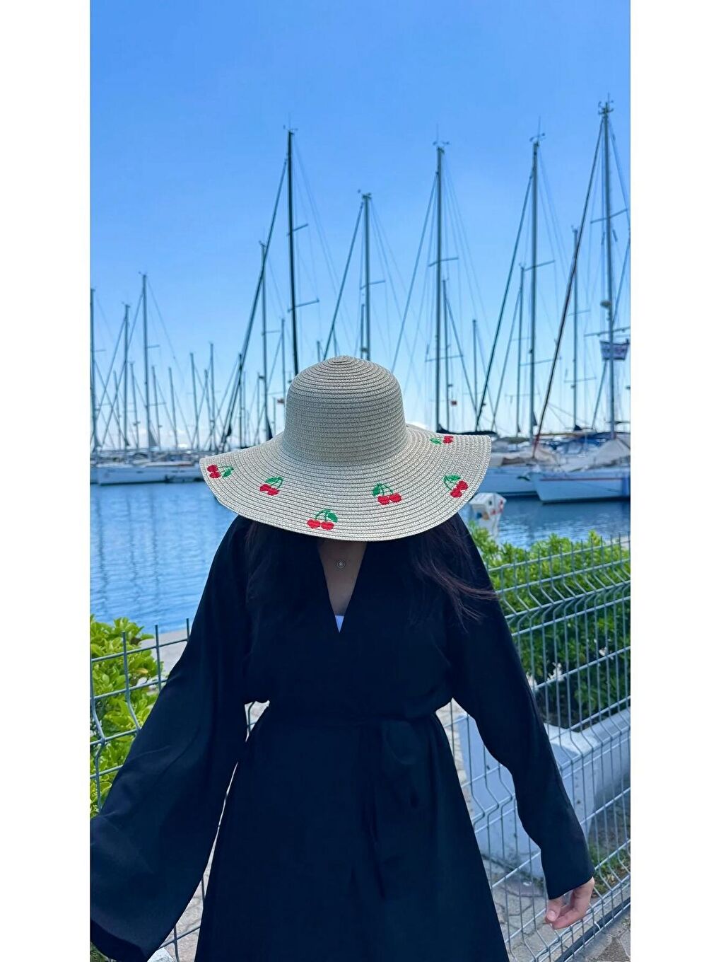 Bej Kiraz Nakışlı Geniş Kenarlı Kadın Yazlık Şapka HSR2115-2