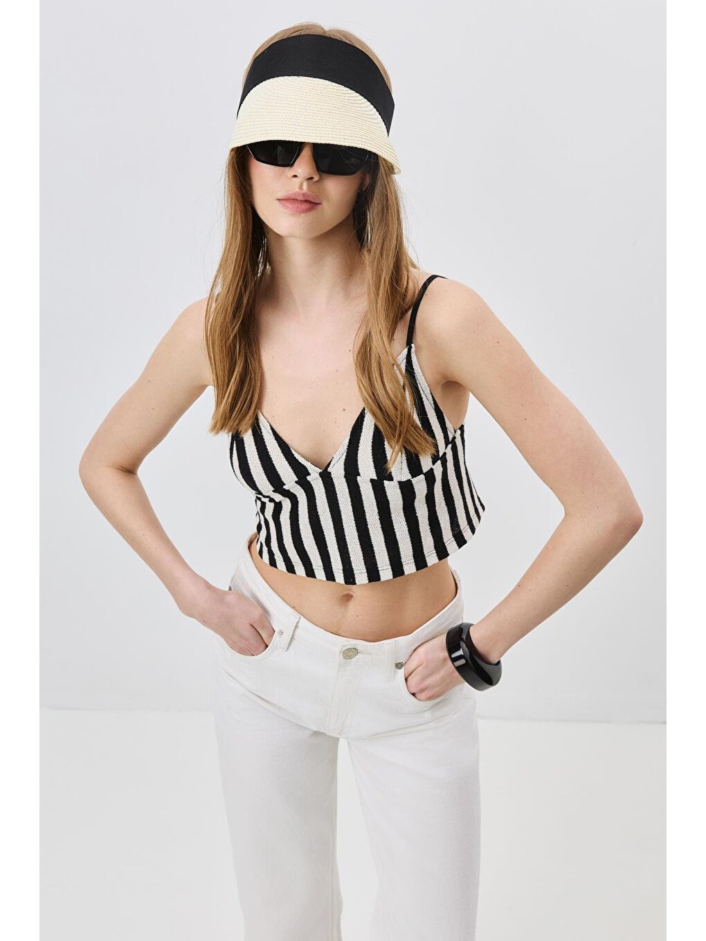 Ekru Cırtlı Vizör Hasır Plaj Şapkası Y8202 Krem