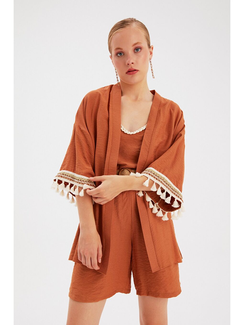 Kahverengi Kol Detaylı Salaş Keten Kimono - Taba-1
