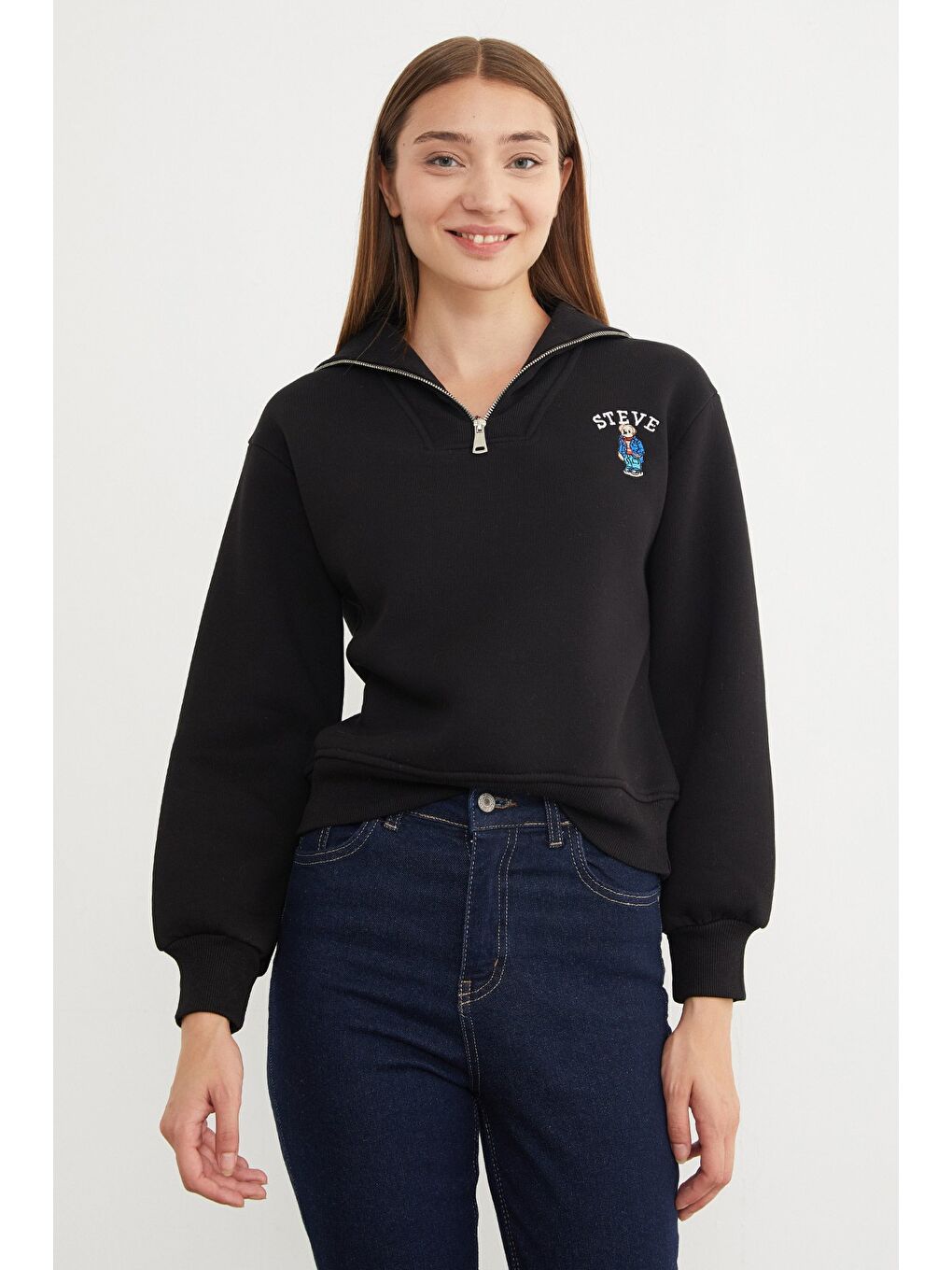 Siyah 3 İplik Ayıcık Nakışlı Yarım Fermuarlı Sweatshirt-1