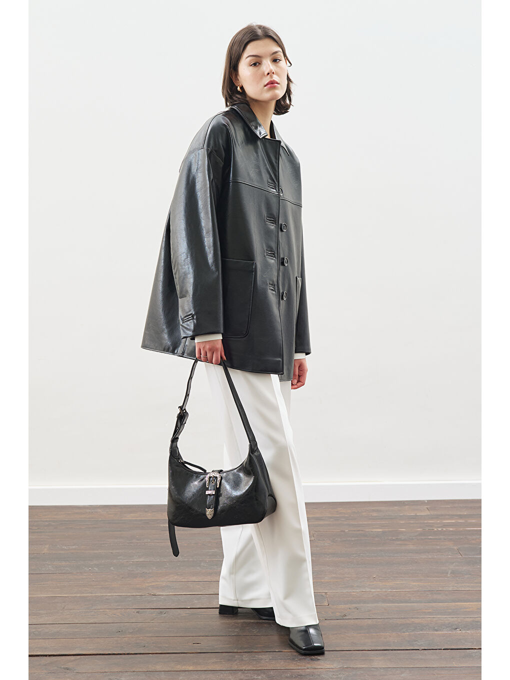 Klasik Kesim Deri Ceket Siyah-1