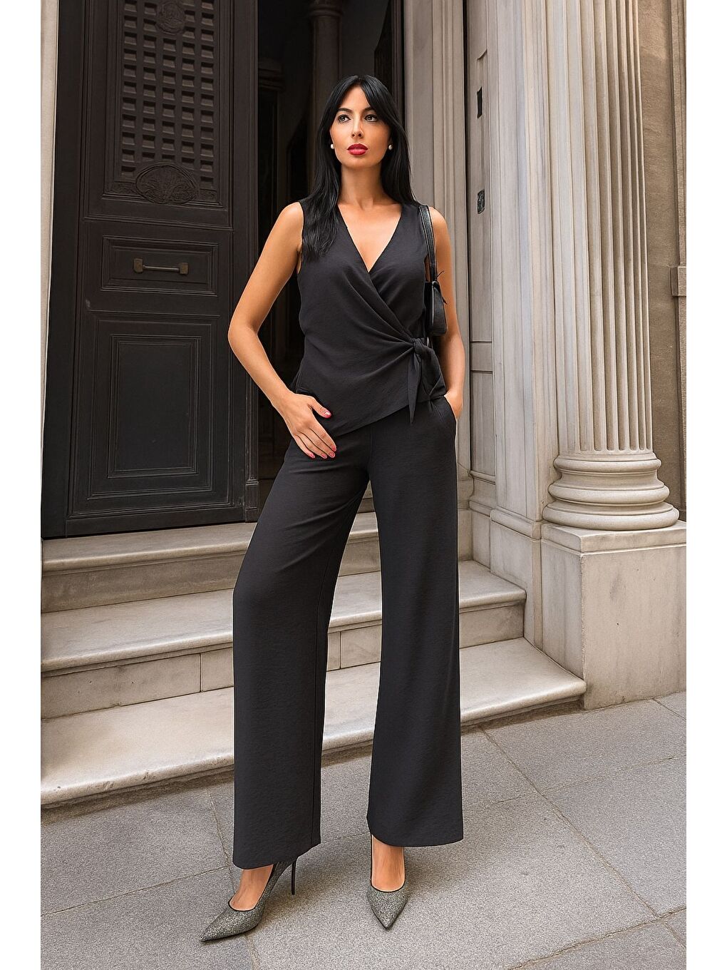 Siyah Bel Yandan Bağlamalı Dokuma Milano Kumaş Takım