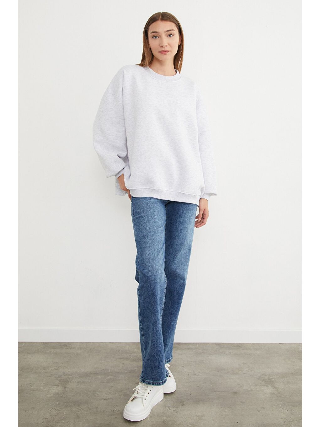Gri 3 İplik Basic Oversize Sweatshirt-3