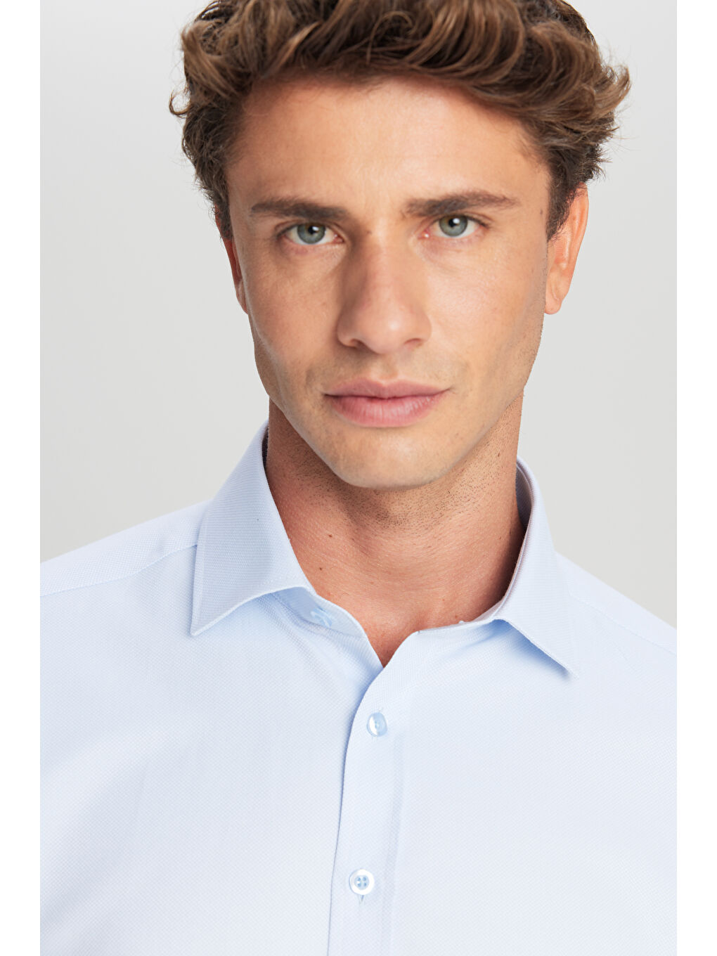 Erkek Açık Mavi Pamuklu Slim Fit Dar Kesim Klasik Yaka Armürlü Gömlek-2