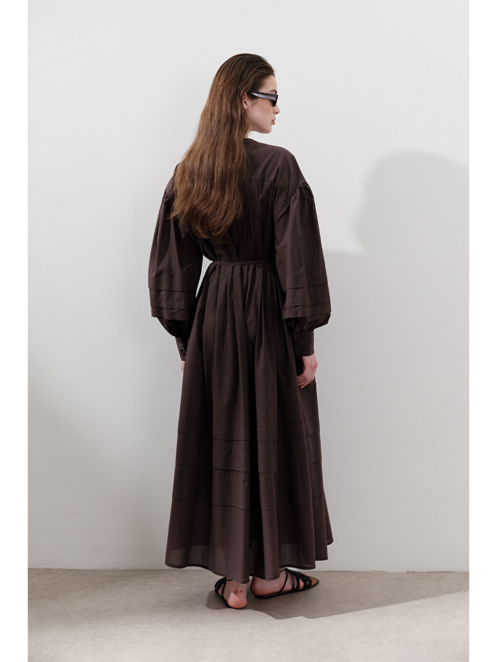 Nervürlü Geniş Elbise Kahverengi-5