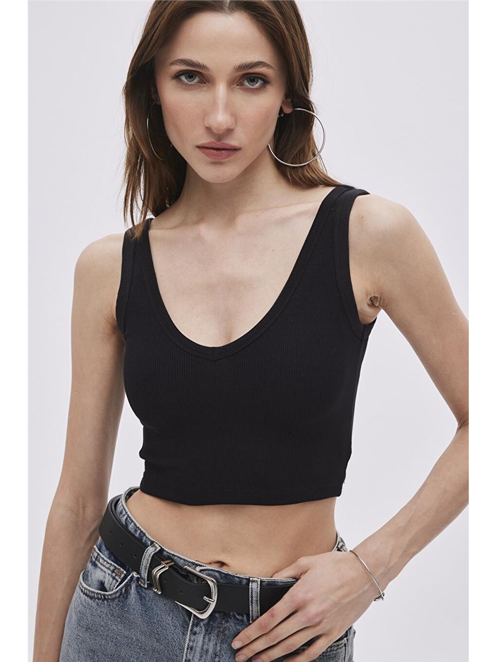 Siyah V Yaka Crop Atlet-2