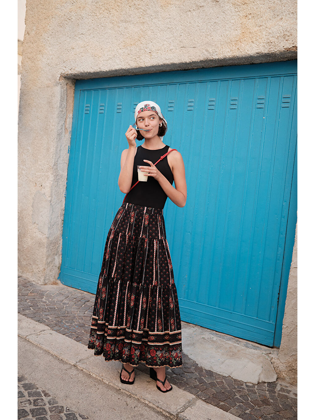 Beyaz Desenli Pamuklu Katlı Etek Alma-1