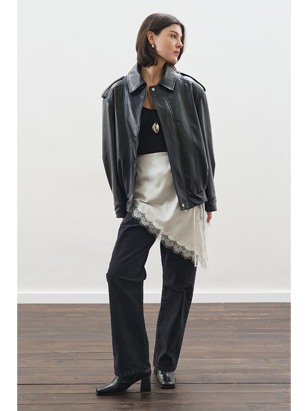 Retro Tarz Oversıze Deri Ceket Siyah-2