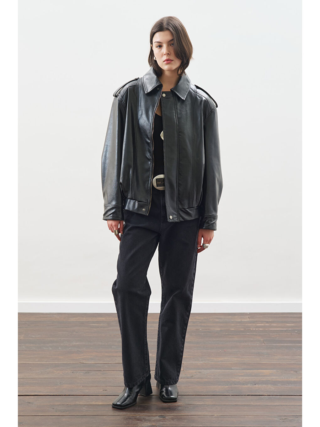 Retro Tarz Oversıze Deri Ceket Siyah-3