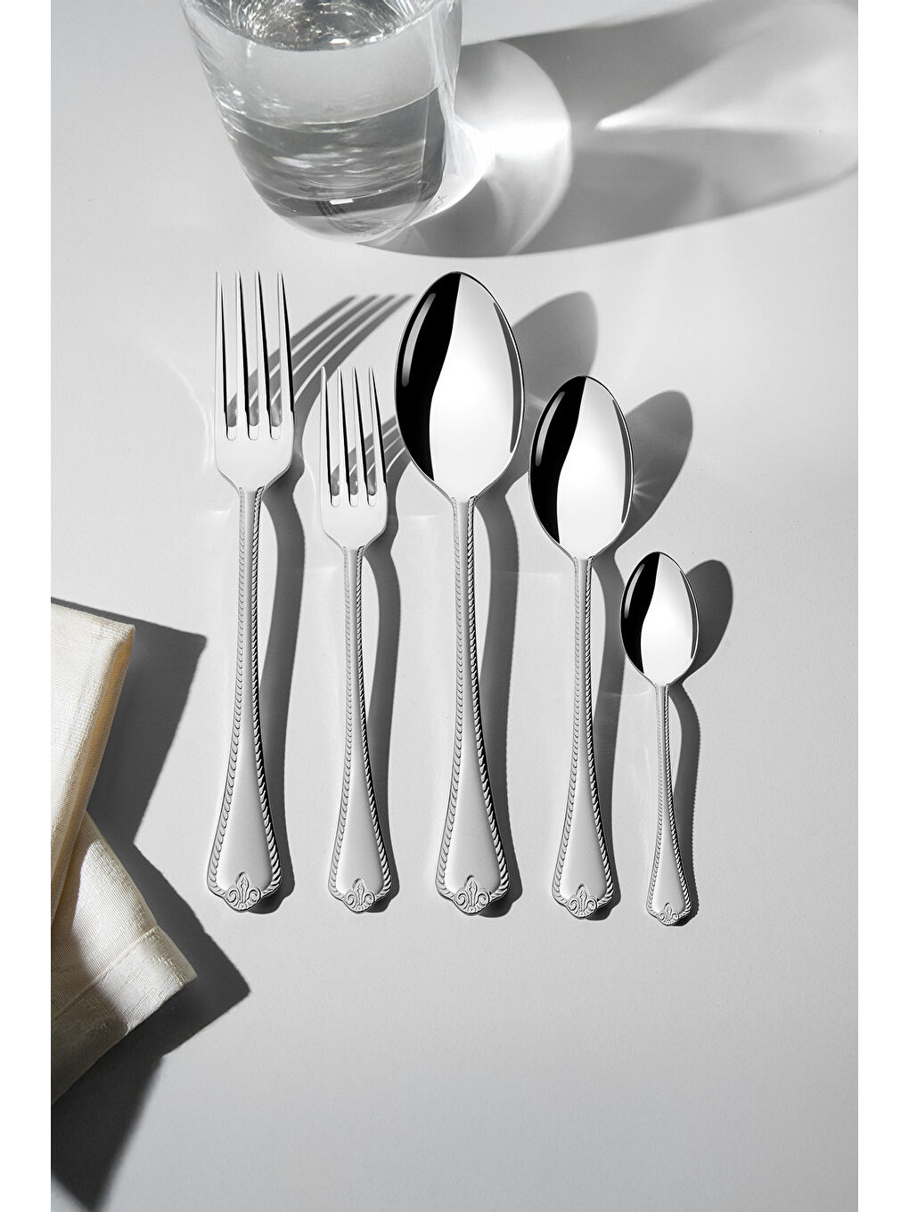 Gri Fulya Saten 12 Kişilik 60 Parça Kutulu Çatal Kaşık Takımı