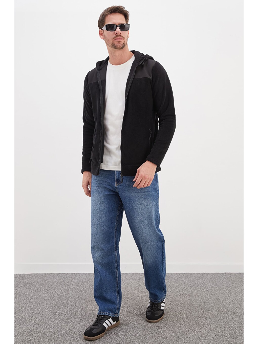 Siyah Fermuarlı Kapüşonlu Polar Sweatshirt-3