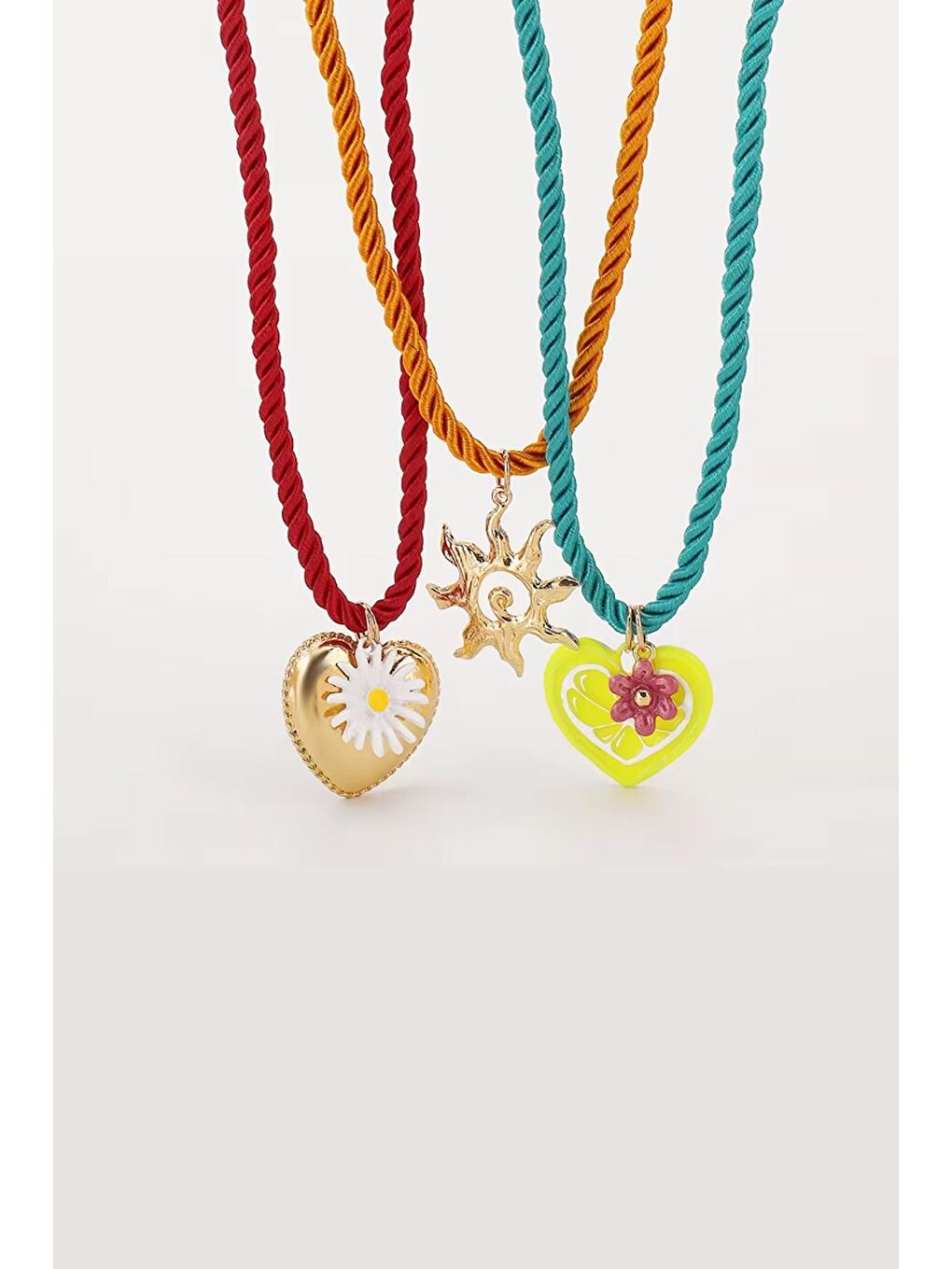 Karışık Renkli 3'lü Halat Deniz Charmlı Kolye-3