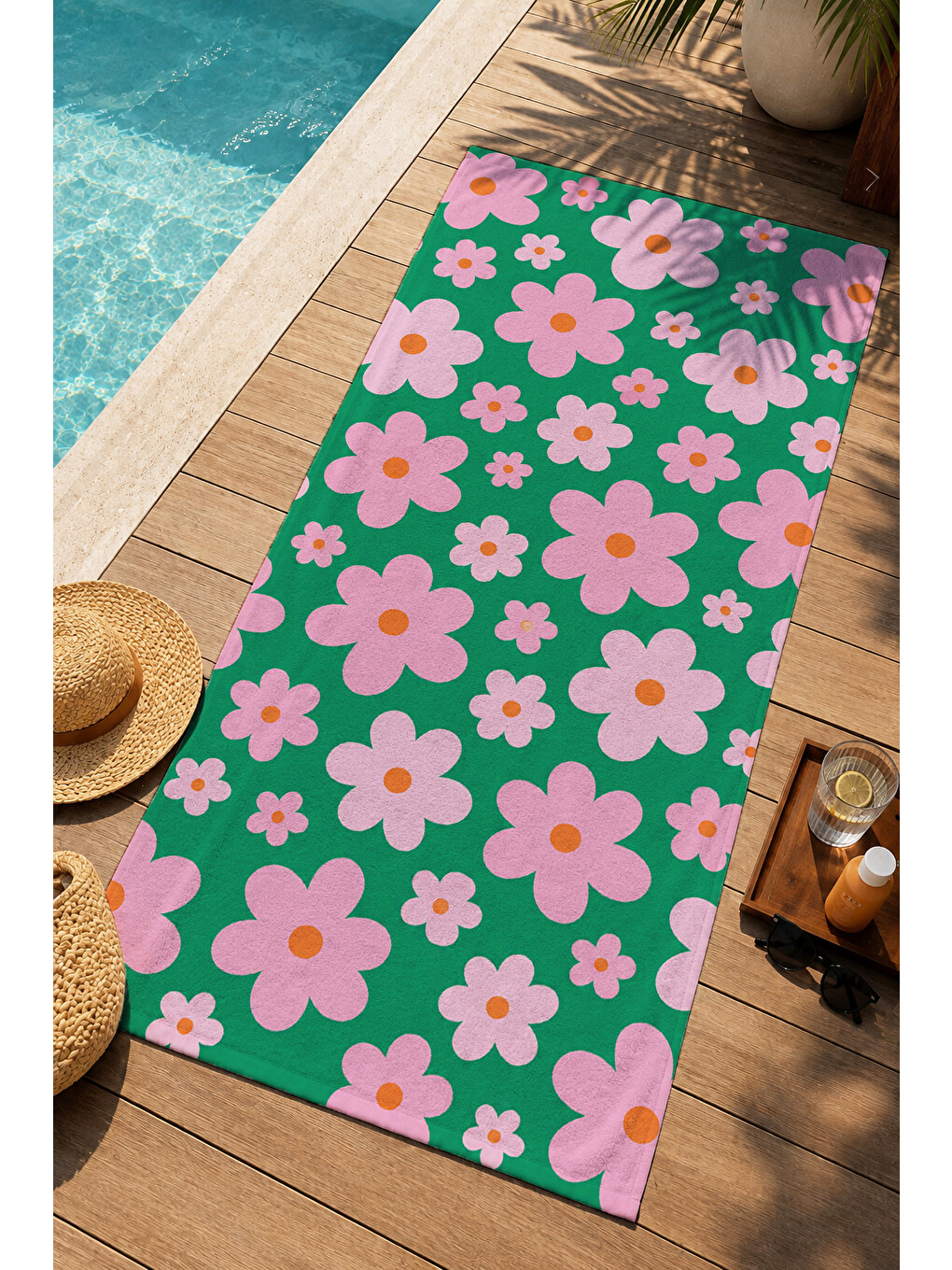 Retro Yeşil Pembe Papatya Desenli 70x150 Plaj Havlusu - Dijital Baskılı Solmaz Banyo Havlusu-1