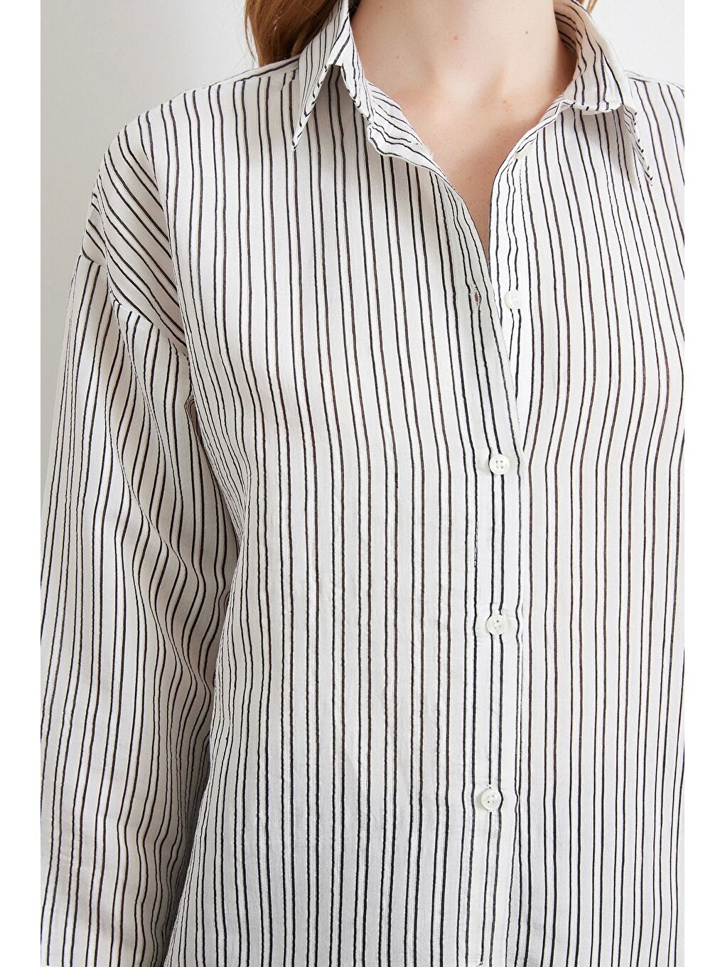 Simetrik Çizgili Gömlek Siyah-3