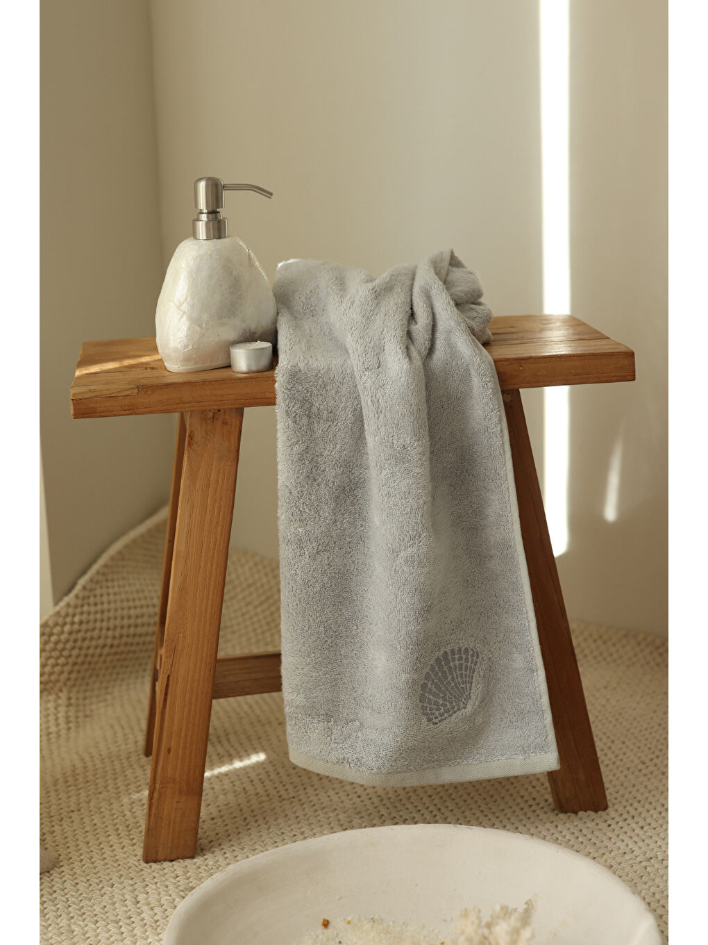 Sedef Bambu Nakışlı El Havlusu 50x90 cm Gri