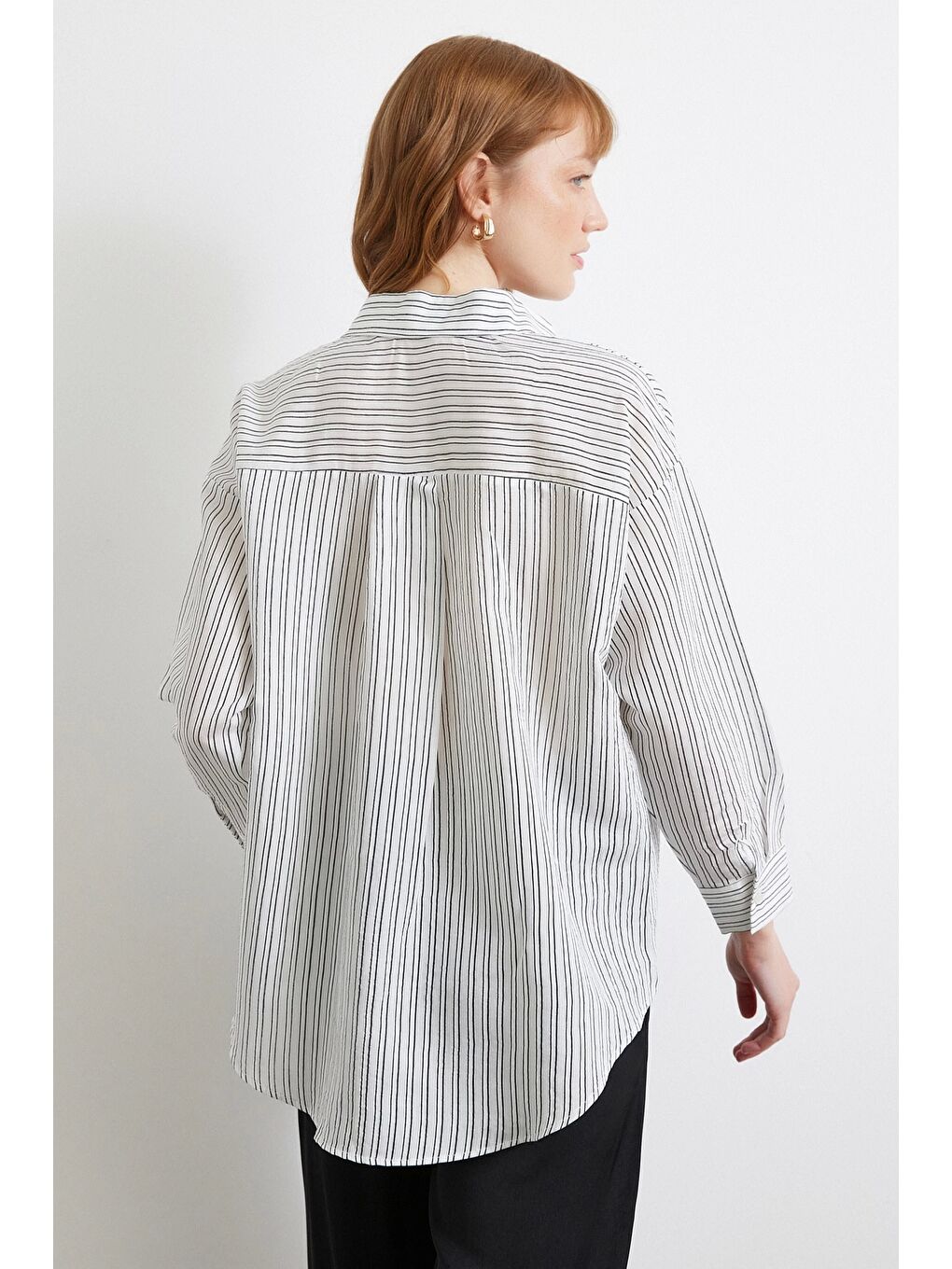 Simetrik Çizgili Gömlek Siyah-4