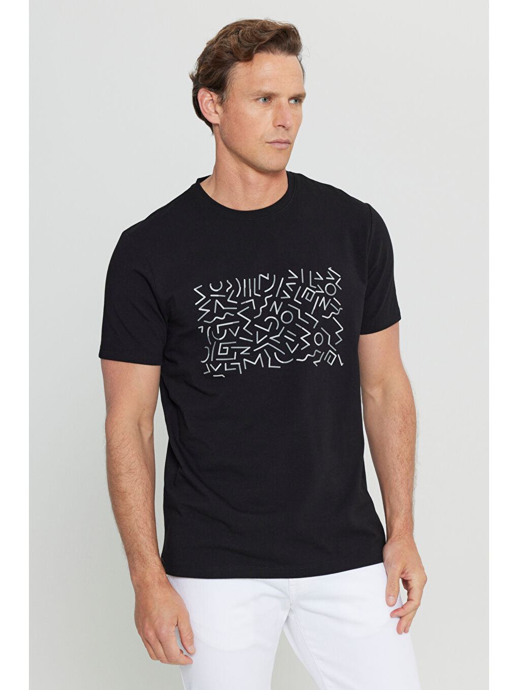 Erkek Siyah Pamuklu Slim Fit Dar Kesim Bisiklet Yaka Baskılı Esnek Tişört-2