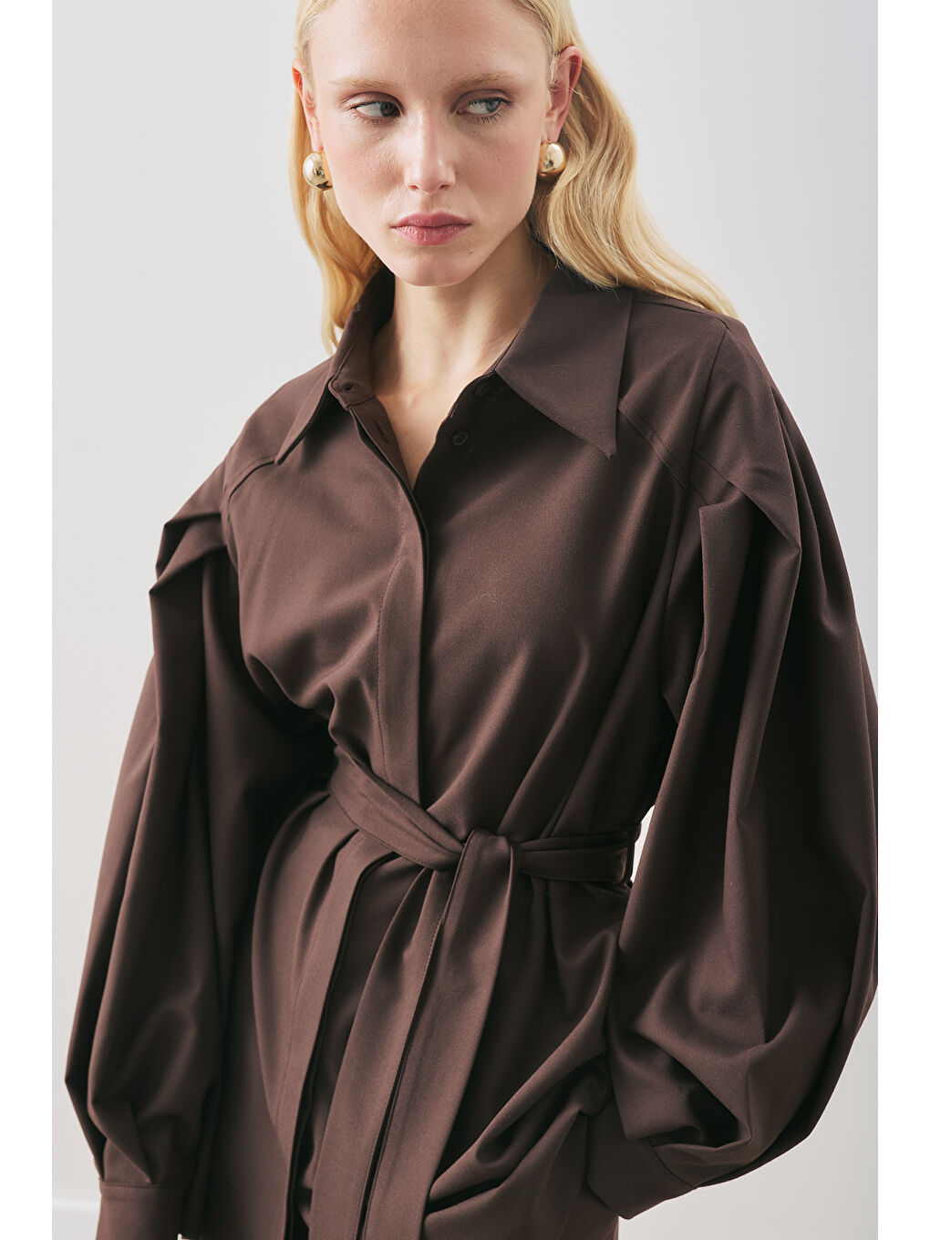 Kahverengi Geniş Kol Kemerli Gömlek Acı Kahve-2