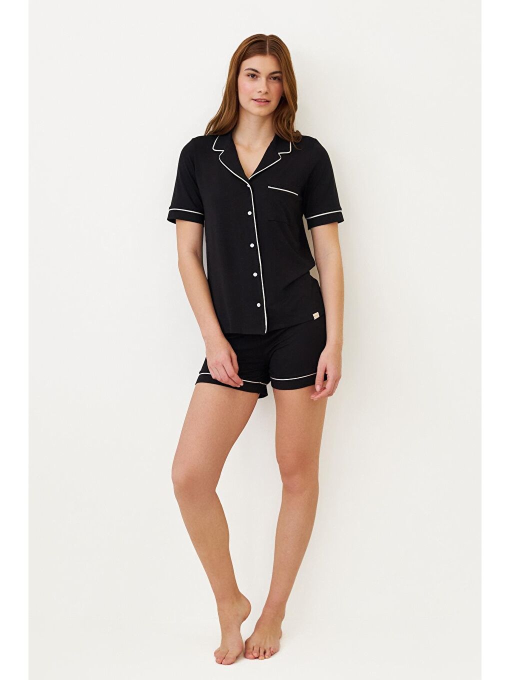 Kadın Luxury Düğmeli Şortlu Pijama Takımı Siyah