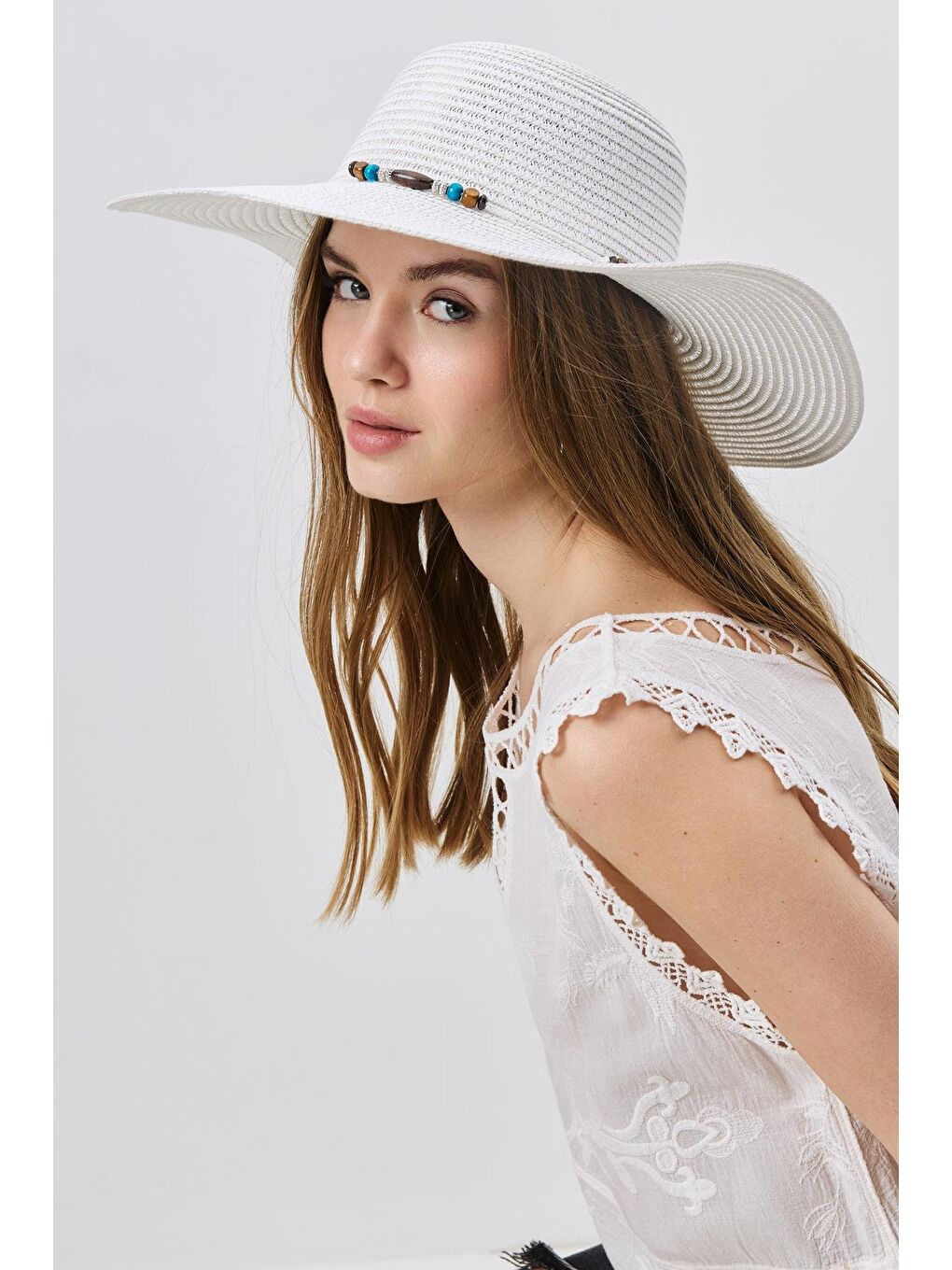 Geniş Kenar Hasır Plaj Şapkası Y25730-03 Beyaz-1