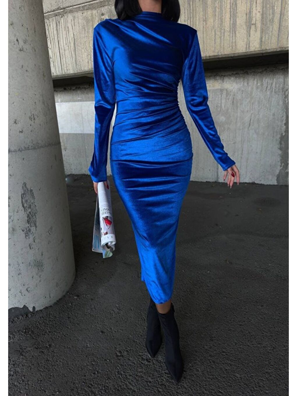 Mavi Kadın Uzun Kollu Yarım Balıkçı Yaka Büzgü Detay Kadife Kumaş Elbise-4