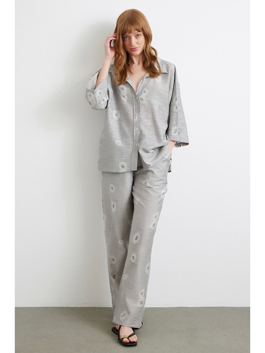 Arka Cepli Salaş Pantolon Gri-1