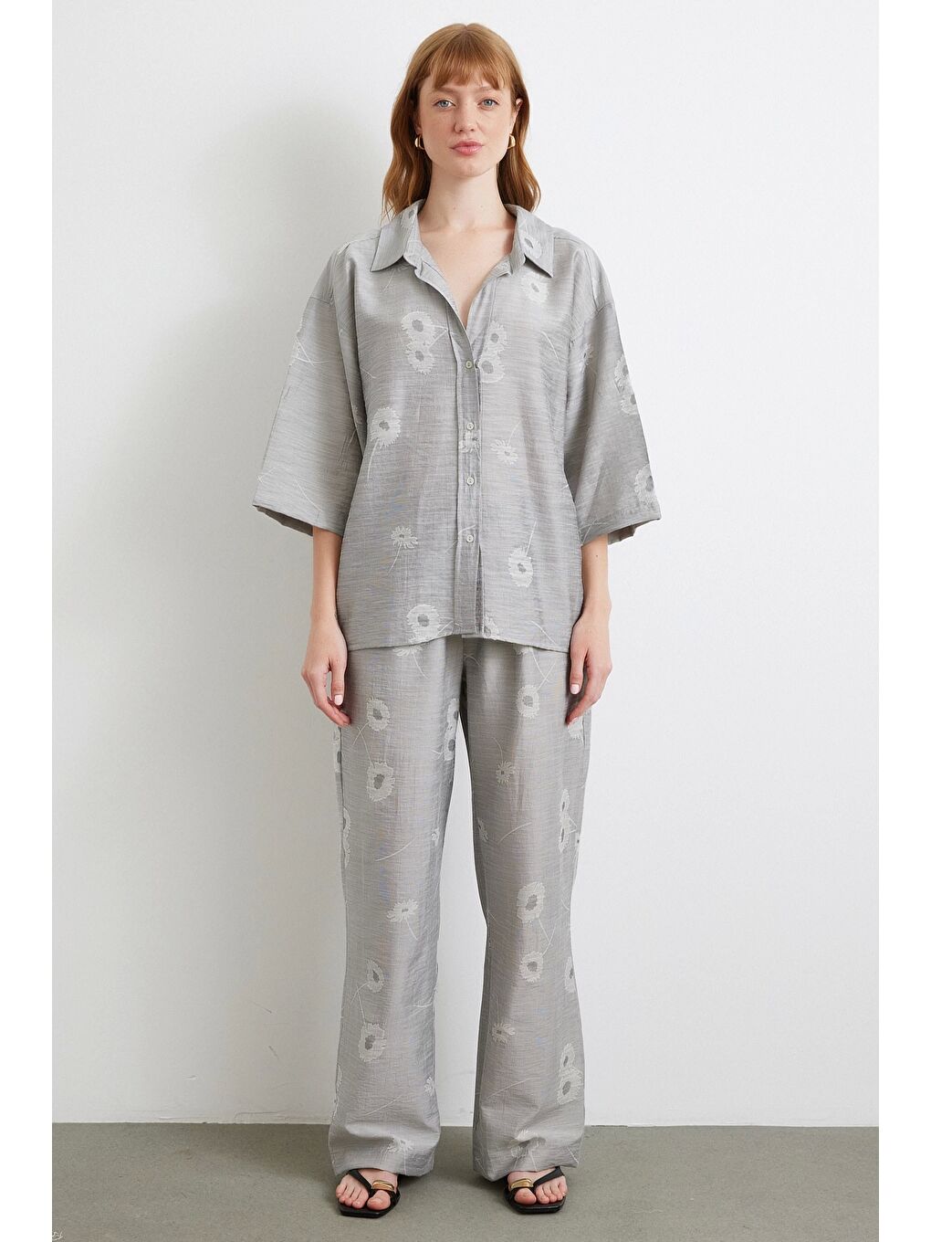 Arka Cepli Salaş Pantolon Gri-3