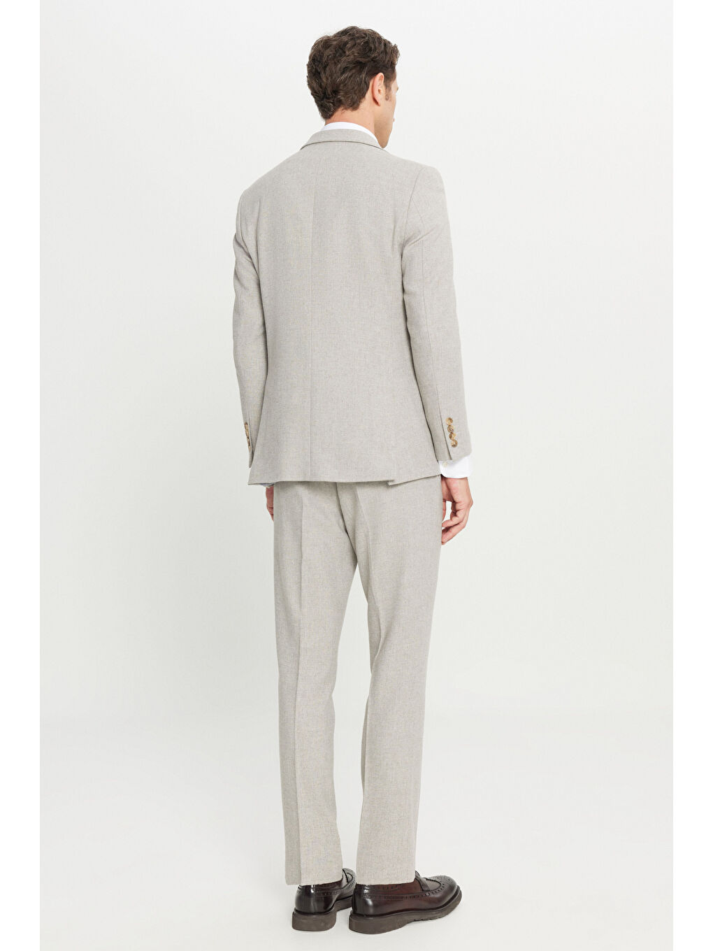 Erkek Bej Yünlü Slim Fit Dar Kesim Mono Yaka Kapak Cepli Yelekli Takım Elbise-5